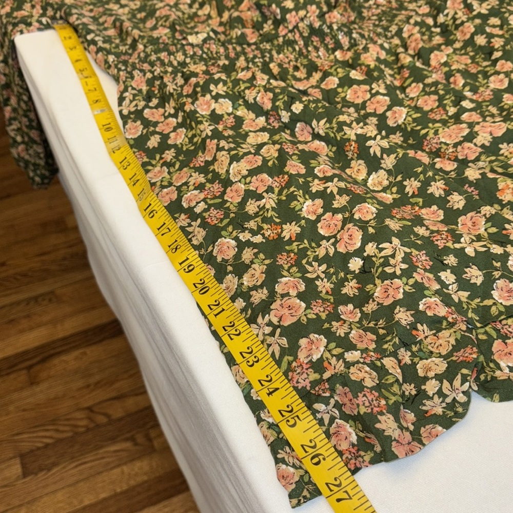 Lost + Wander dress wide neckline w/keyhole opening & tie lined floral Sz 3X NWT - Picture 3 of 9